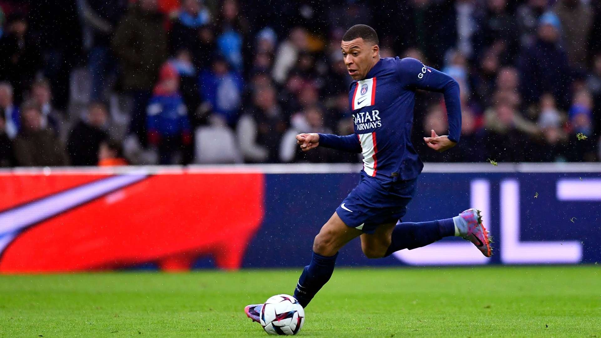 这背后究竟 这背后究竟